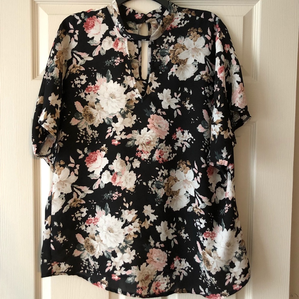 Fashion to Figure Floral Mock Neck Top
